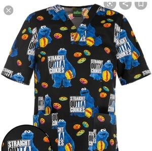 4xl Straight outta Cookies scrub top